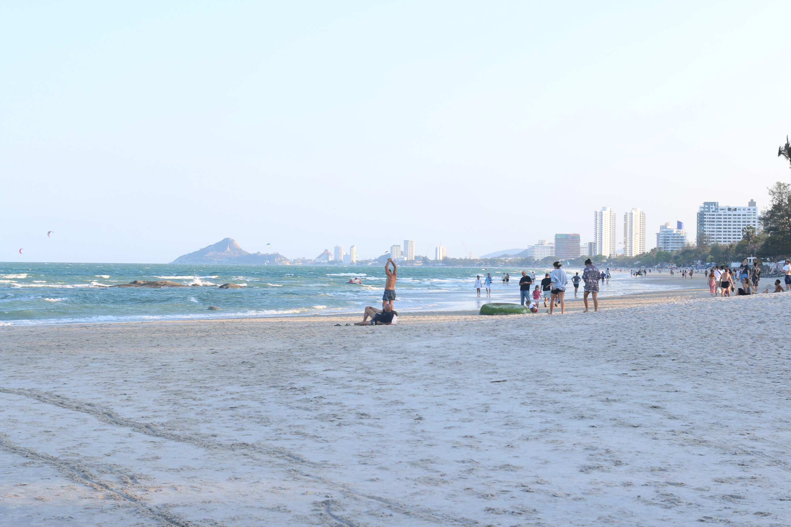 หาดเขาตะเกียบ (2)